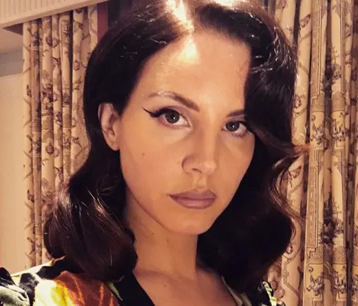 Lana Del Rey comparte videos mostrando el detrs de escena de sus sesiones de 